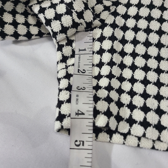 Banana Republic Women's Black and White Shorts NWT Size 8 - Picture 8 of 13